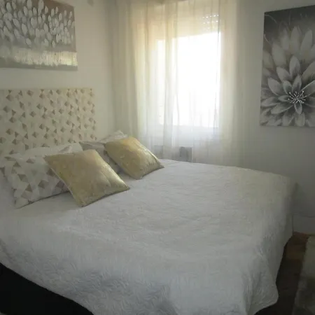 With A Parking Space Podstrana, Split - 17067 Appartement *