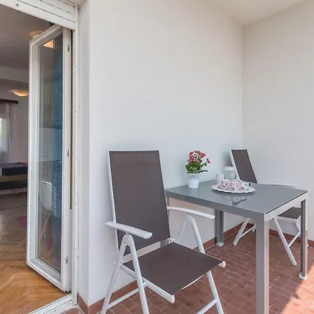 With A Parking Space Podstrana, Split - 17067 Appartement *